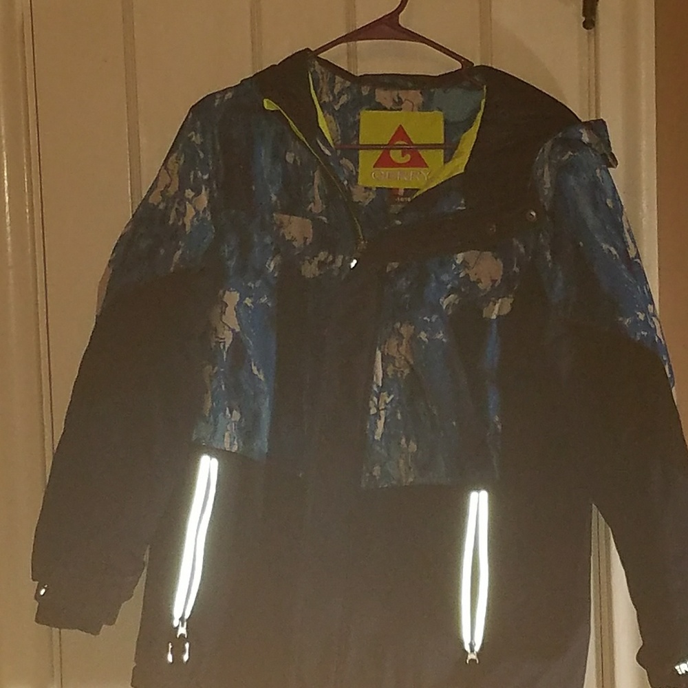 Boys Gerry ski coat with hood size 14/16